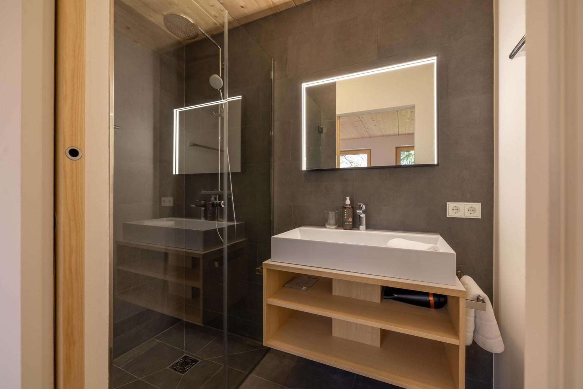Apartmenthaus A24 シュルンス エクステリア 写真